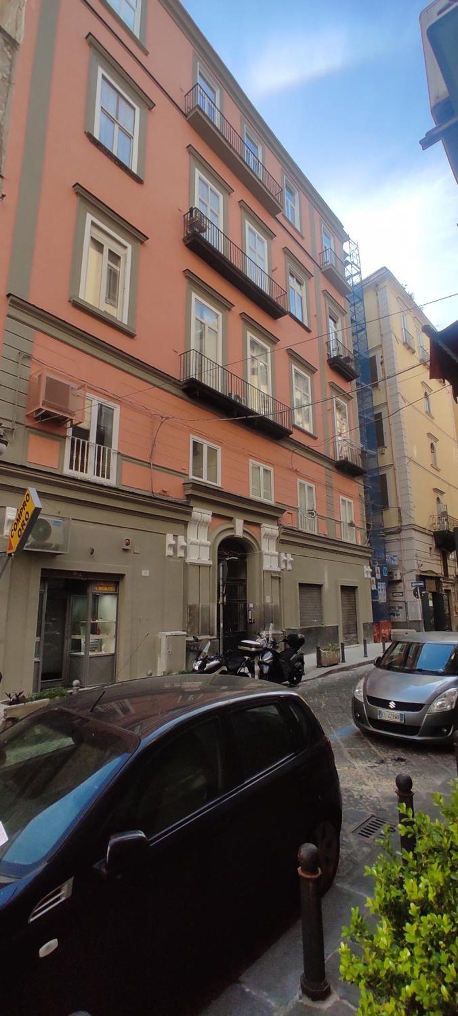 Civico13 Bed & Breakfast เนเปิลส์ ภายนอก รูปภาพ