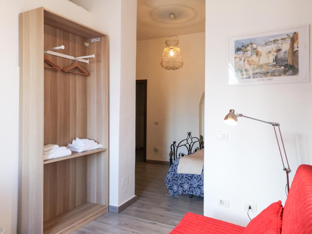 Civico13 Bed & Breakfast เนเปิลส์ ภายนอก รูปภาพ